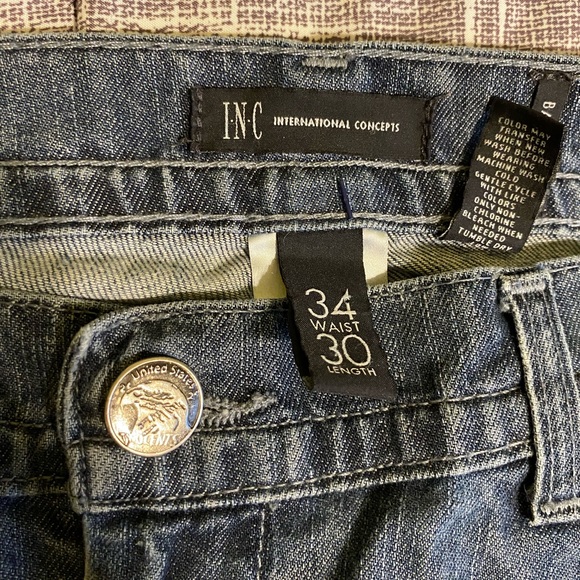 International Concepts embroidered skull jeans - Picture 4 of 4